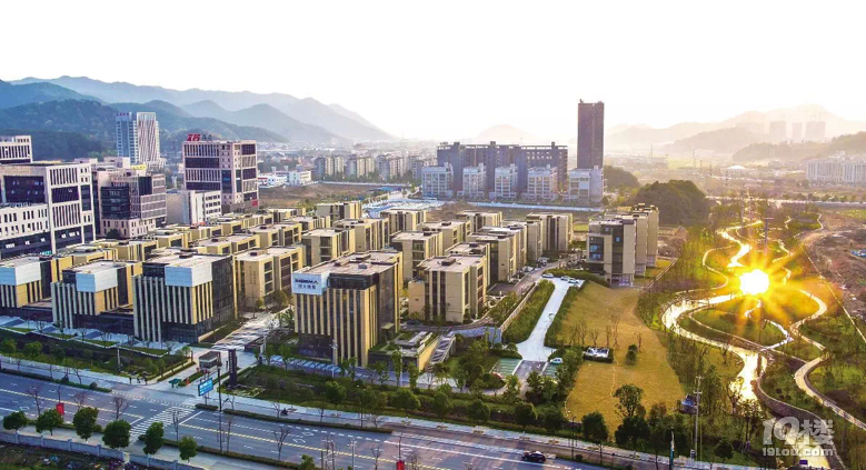 富阳开发区着力打造现代产城融合示范区