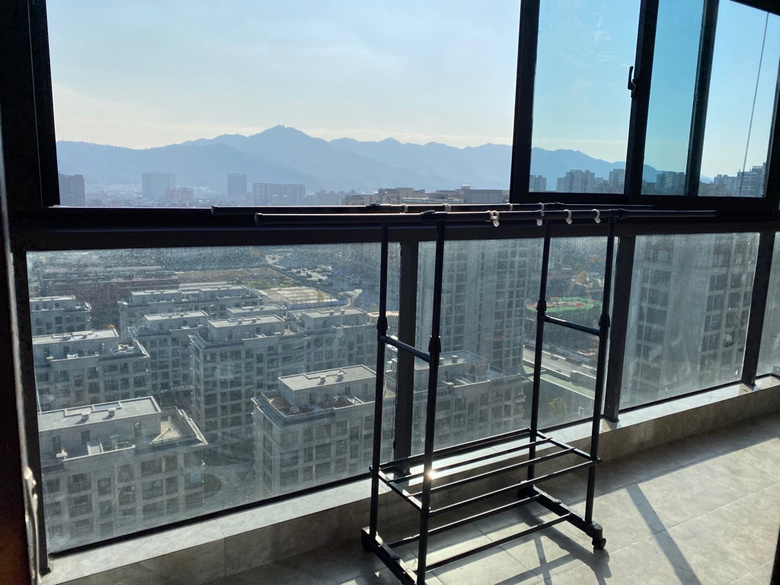 金汇之星12幢20楼.4房2卫一餐厅一客厅,150方,新装修