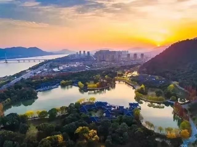 鹿山新城cbd坐拥富春江一线江景富阳新地标开放预约啦