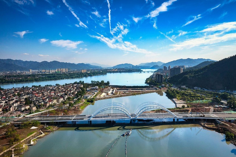 连接东洲岛富阳这座跨江大桥要上演灯光秀