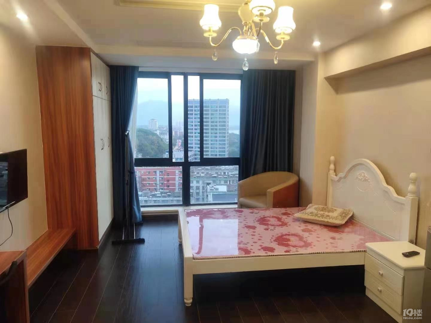 清风万和苑单身公寓精装一室一厅