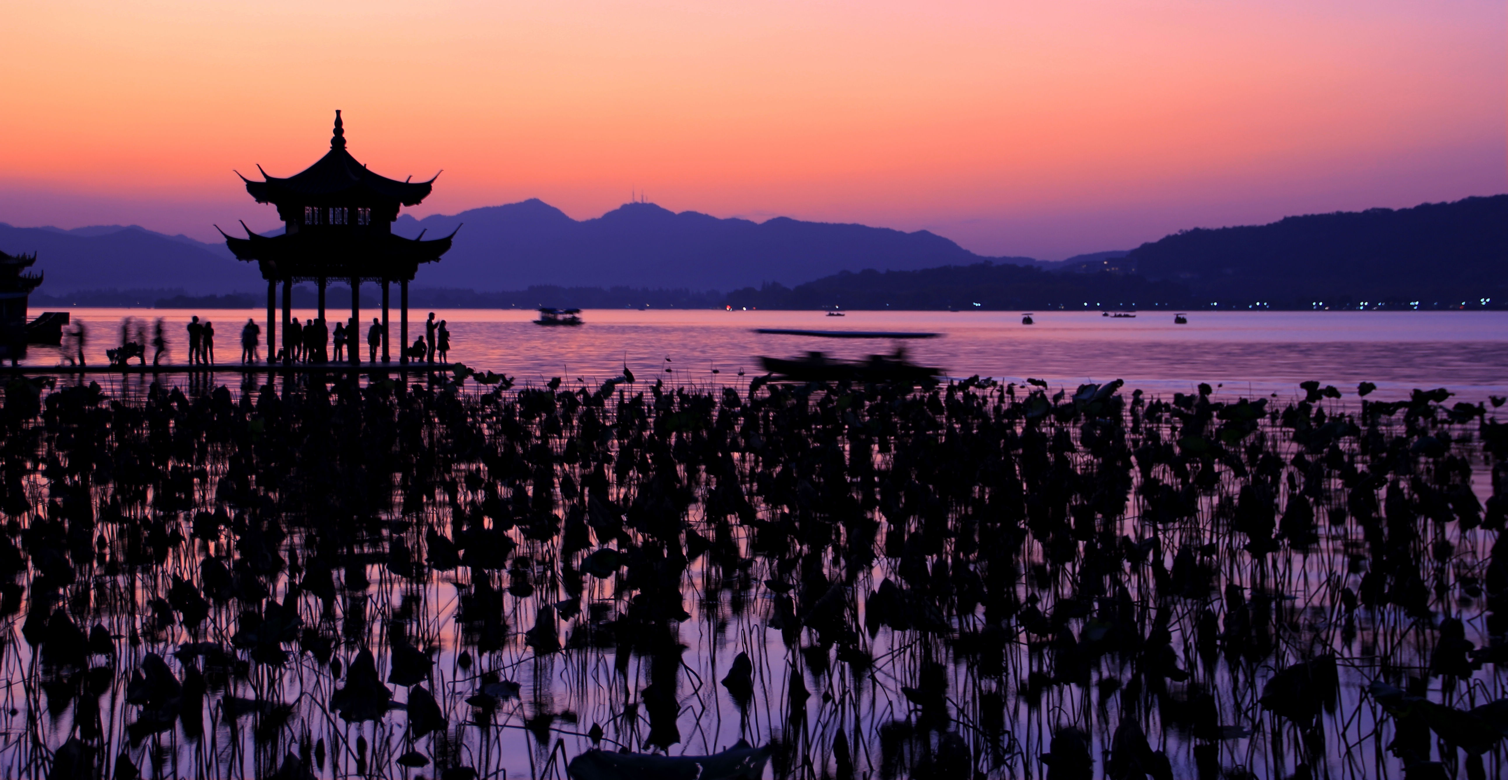 西湖晚霞,美天下