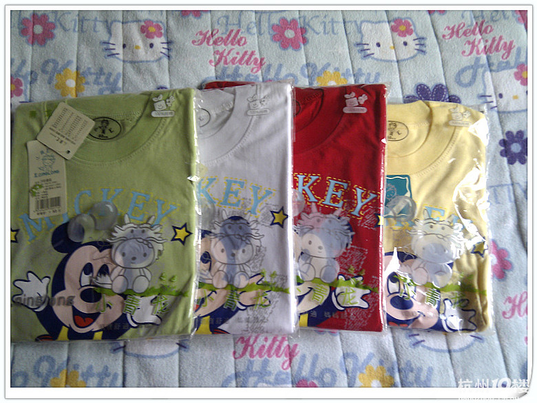 给6个月的宝宝添置的新衣服春装