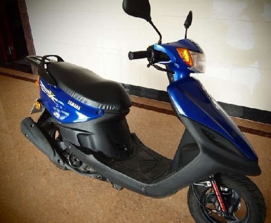 代朋友出售yamaha国3福喜100cc(正宗)