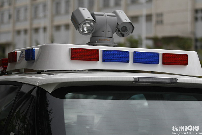 超级帅气的e6警车,拉风就是这么简单