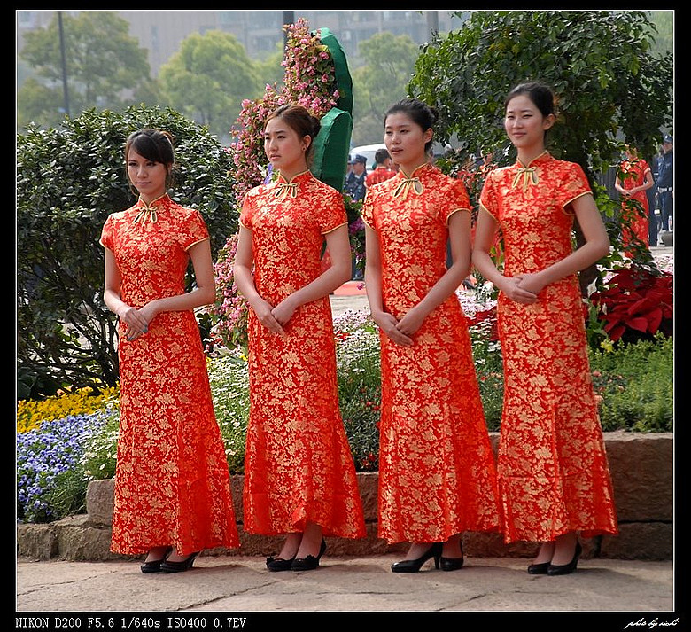 【原创】花朝节开幕式上的迎宾美女【工作照篇】