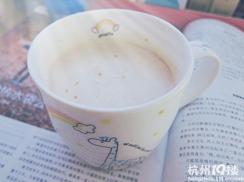 春风吹。你在思念谁。