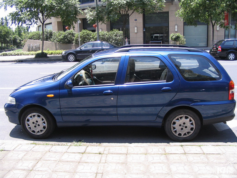 菲亚特周末风 1.5手动 gsx