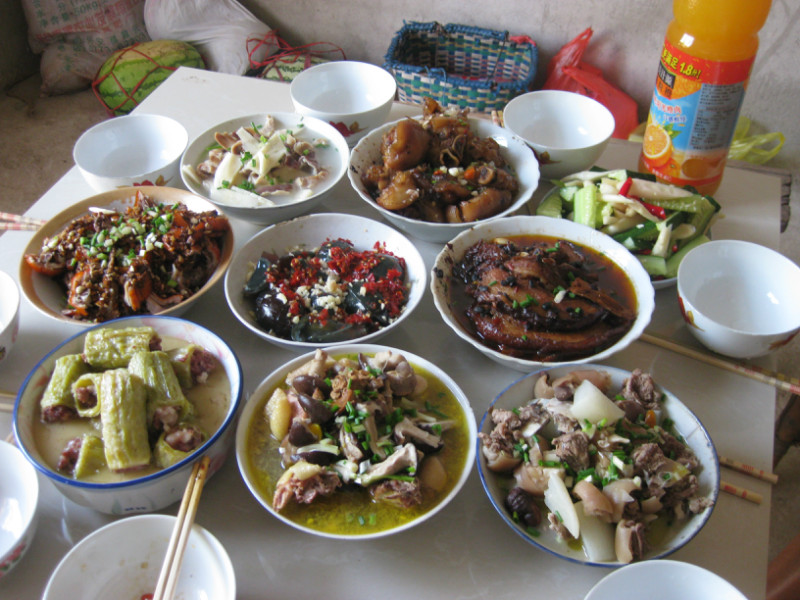 湖南农村生日家宴