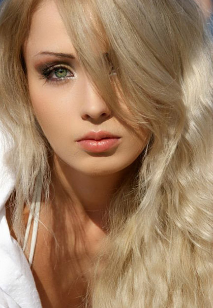 乌克兰真人芭比瓦莱里娅写真曝光