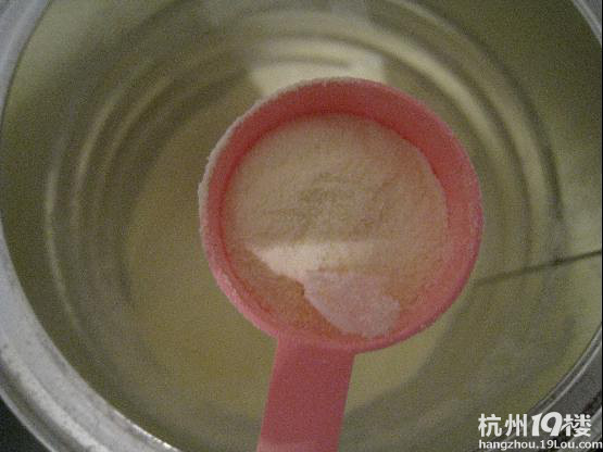 美素奶粉 情何以堪
