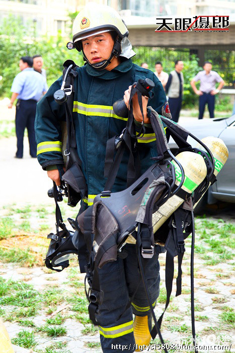 装修凿穿燃气管 天通苑居民急疏散