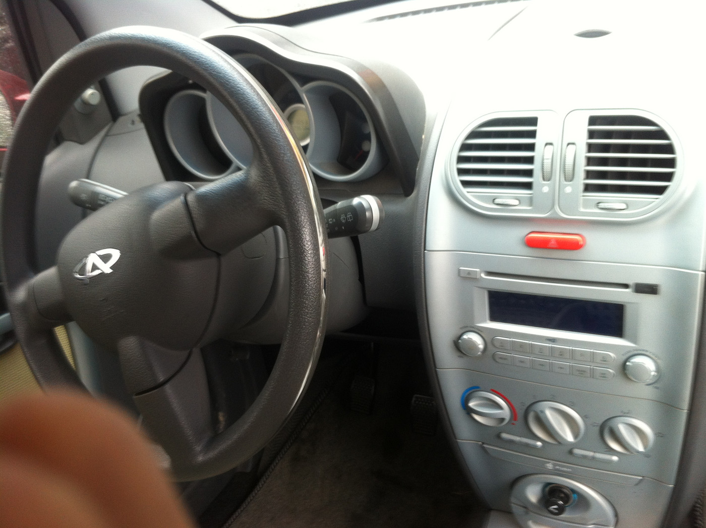 奇瑞a113手动逍遥版二手车便宜出售