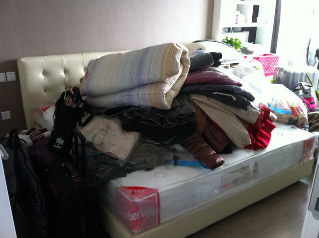 这两天一直搬家,家里各种乱.