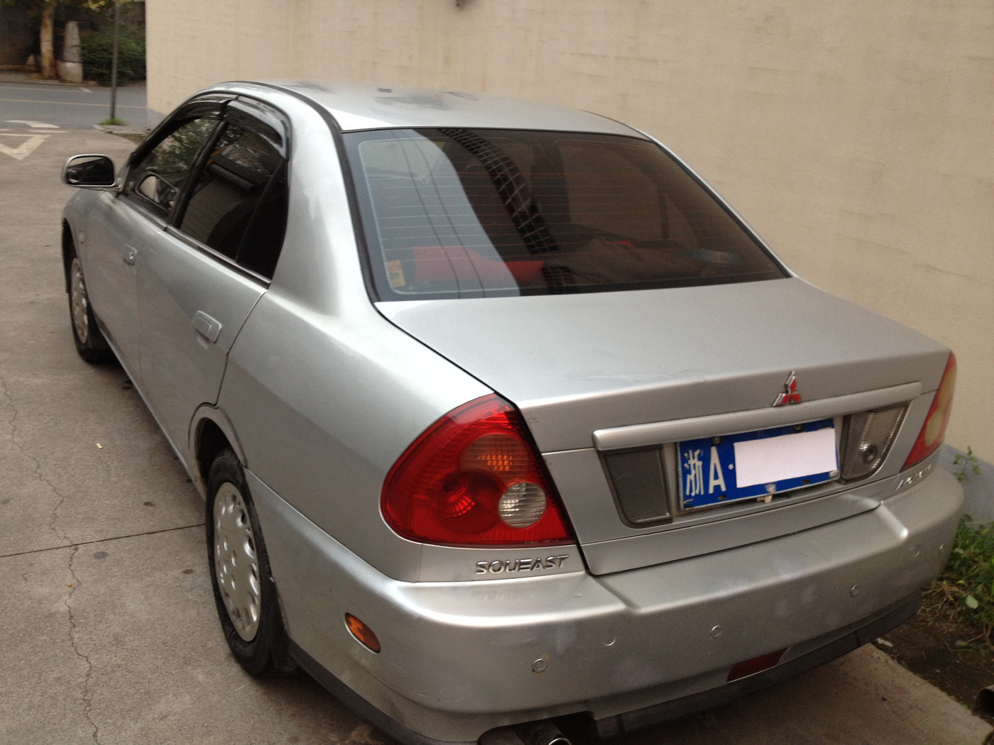 2004年东南菱帅汽车转售