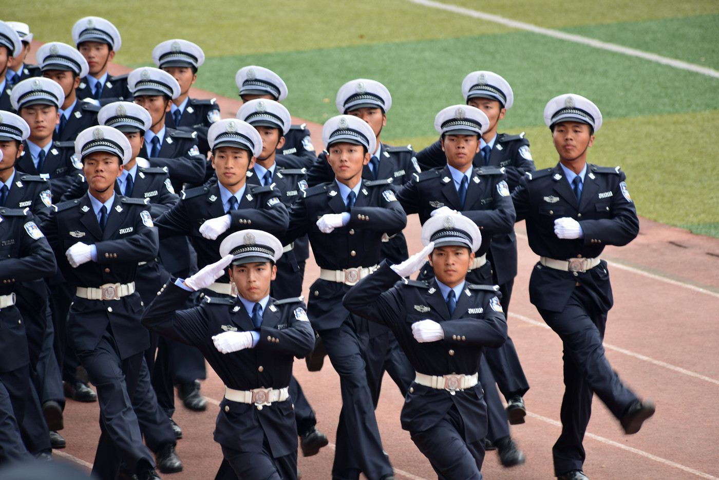 浙江警察学院举行汇报表演 警察风采(1-列队