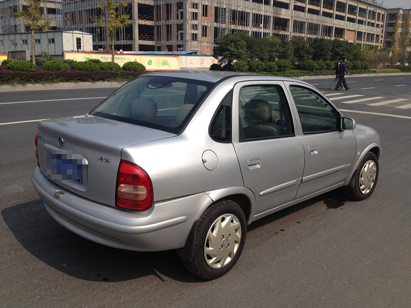 杭州牌照04年别克赛欧2.2万