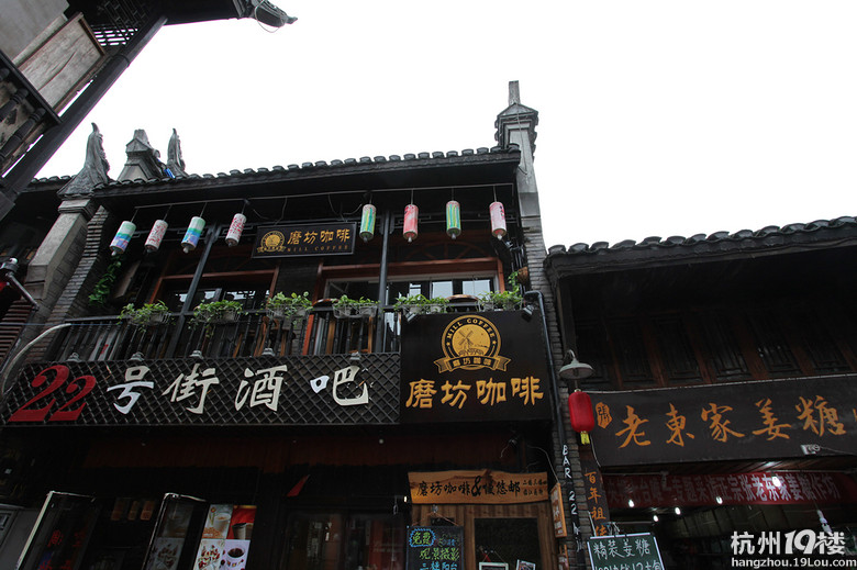 古城凤凰，深秋行走，大片热映～～～