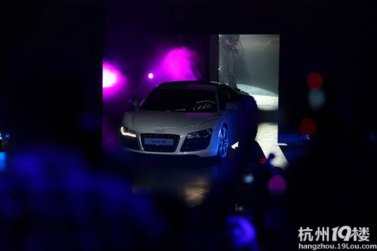 感受百年赛道科技,直击奥迪RS战略发布会,此刻