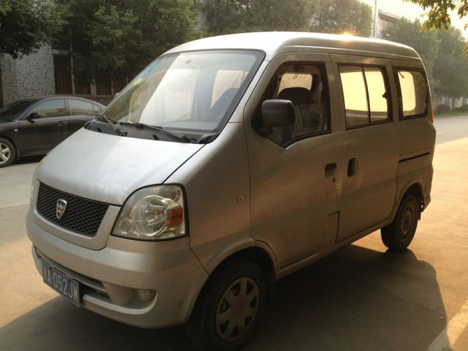 09年哈飞新中意 小面包 年底 便宜出