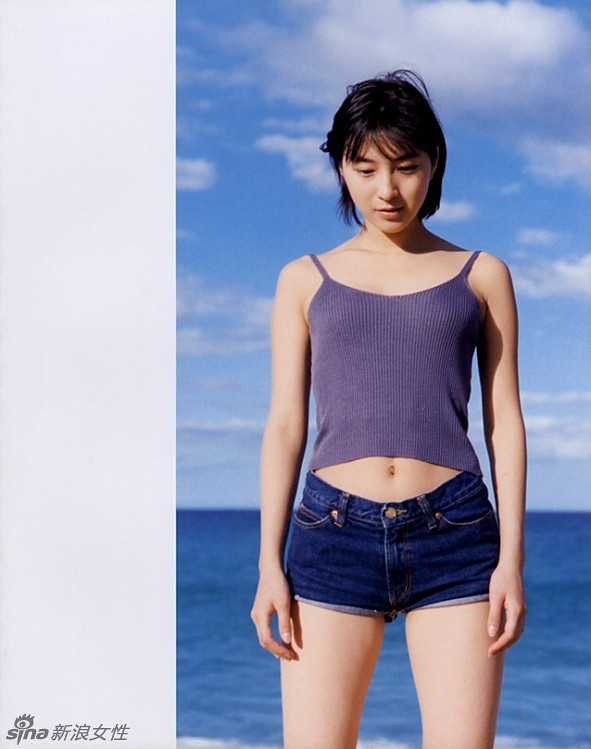 日本性感女神广末凉子珍藏版写真