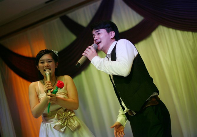 杭州婚礼主持人— 司仪华仔