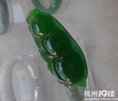 玉石展上挑花眼 买一豌豆试试水-盛世收藏-杭州