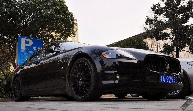 【街拍!运动精英—玛莎拉蒂 总裁 sport gts】