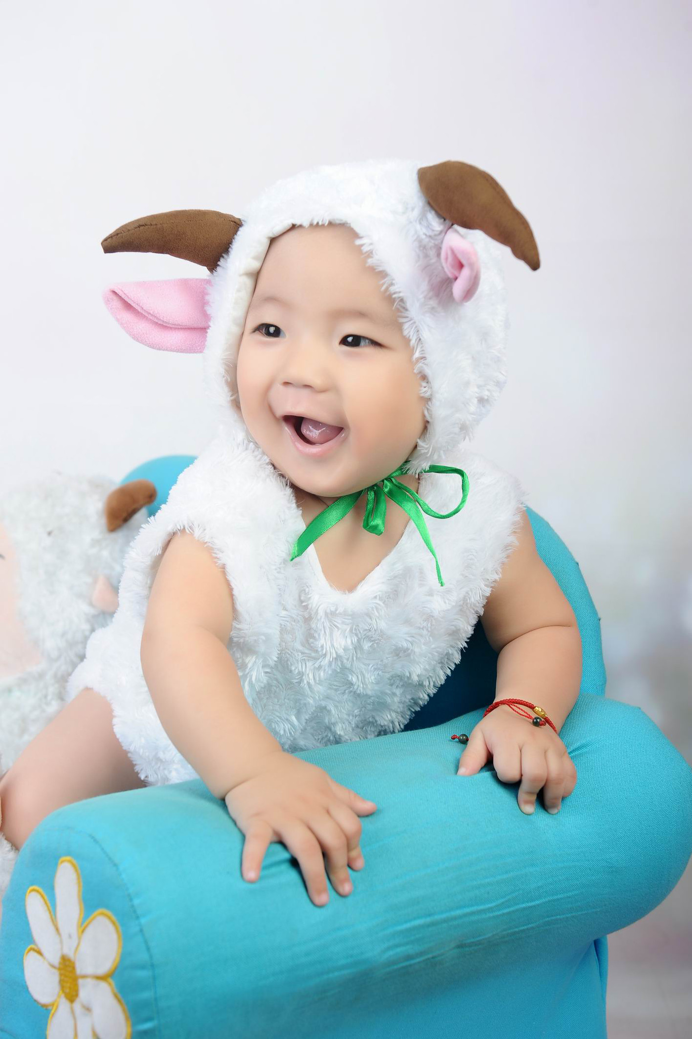 帅气陈一帆,新衣服穿起来