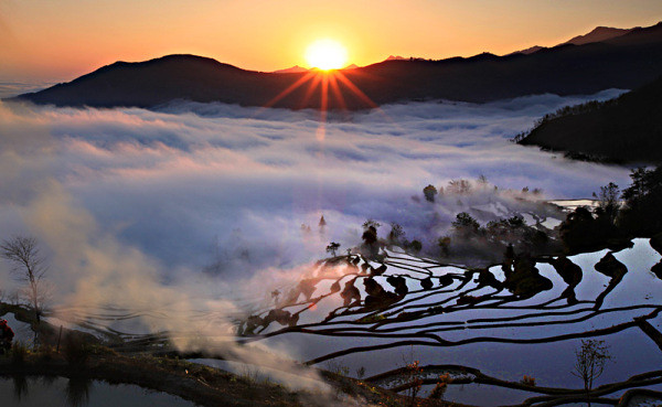 杭州19楼 旅游休闲 结伴同行 省外游 寻长征路 游云贵川 图片 显示