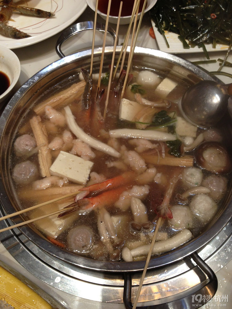 【8隊(duì)】情濃年夜飯——美食比拼，越夜越HIGH！