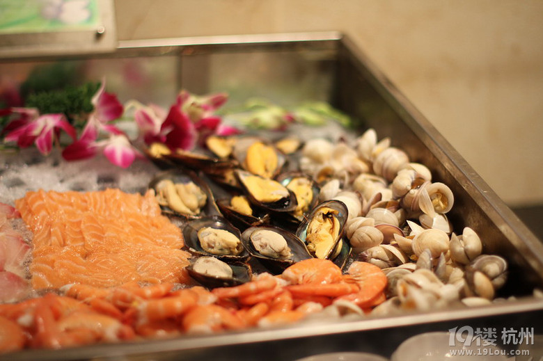 【8隊(duì)】情濃年夜飯——美食比拼，越夜越HIGH！