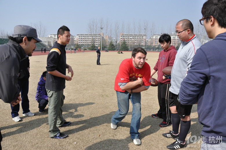 杭州鱼鹰美式橄榄球队招募球员教练-篮球-俱乐