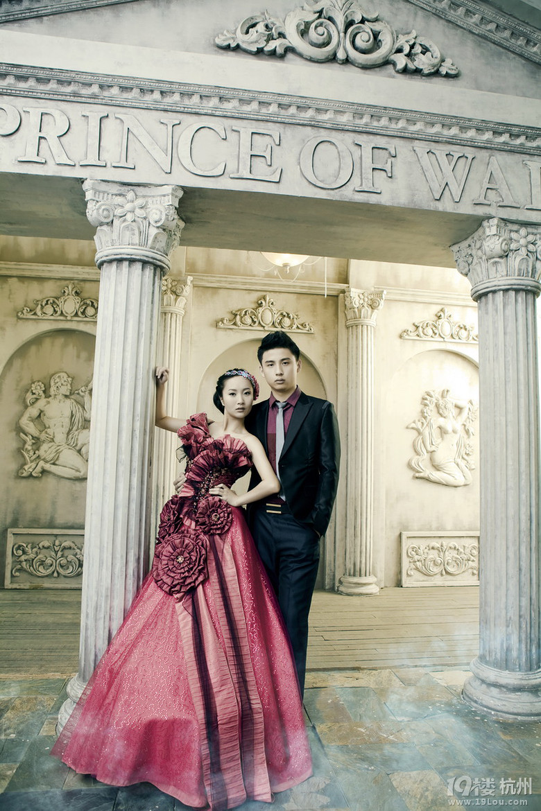 結(jié)婚照片大爆炸,最幸福的唯一