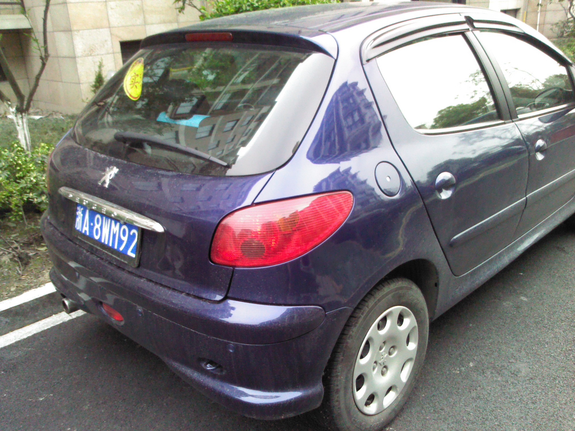 转让07年标致206 手动1.4 价格36000