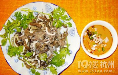 老北京爆肚的全套做法 吃的就是一个脆生劲儿