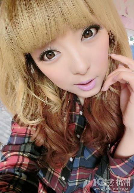 非诚勿扰、非你莫属争议女嘉宾主流美女吴铮真