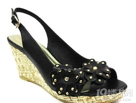 达芙妮女鞋,清仓处理,假一罚十