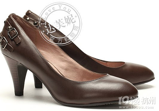 达芙妮女鞋,清仓处理,假一罚十
