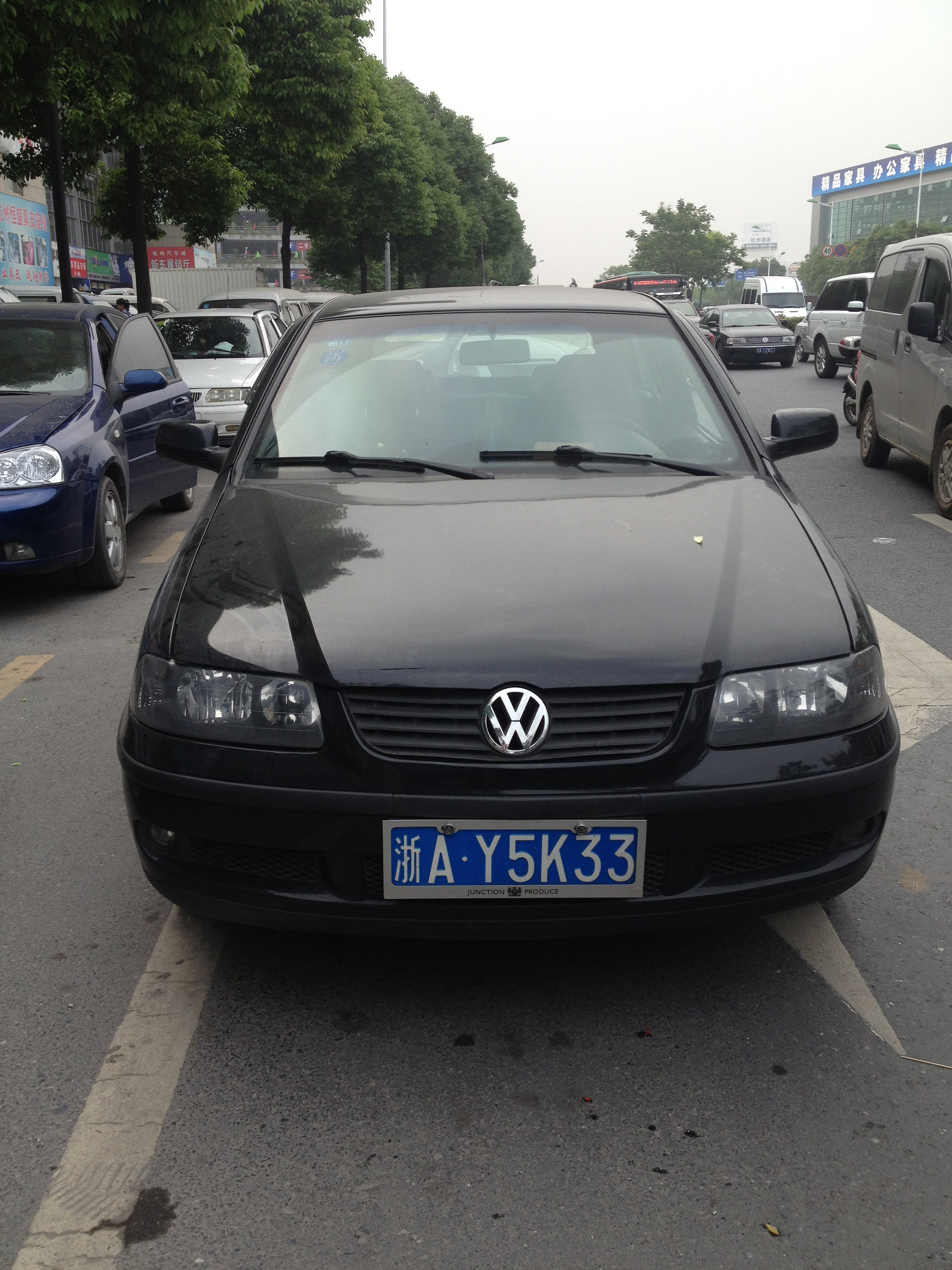 07年7月份上牌的大众高尔两门轿跑,代步首选