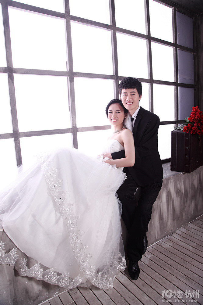 80后妹纸的个性旗袍,婚纱照的漫长过程分享。