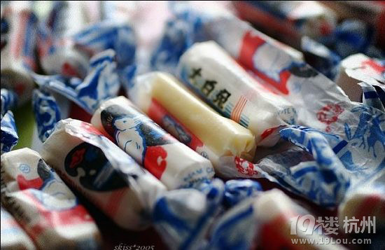 馬上“六一”了~~兒時(shí)零食盤點(diǎn)~!吃貨的你,有多少你試過(guò)