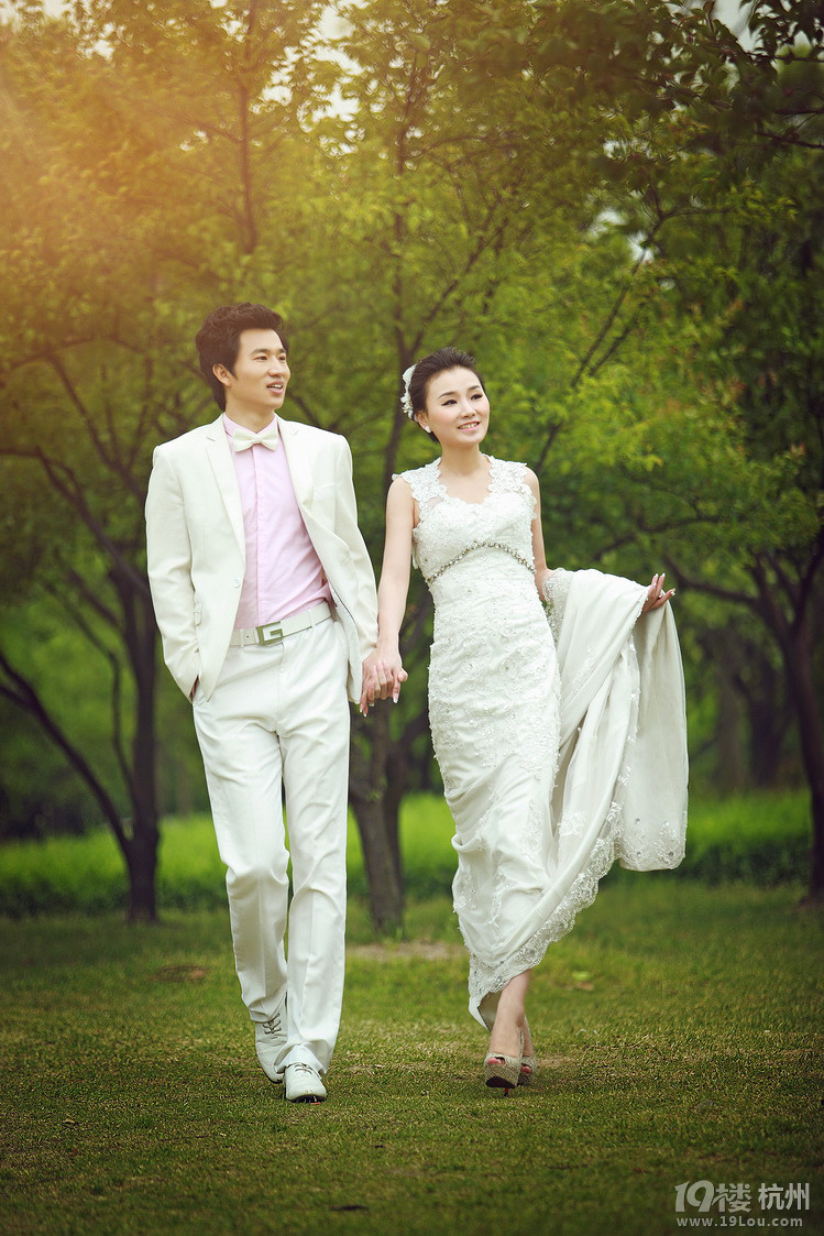 都说我们的婚纱照是活的！！！求祝福！！！