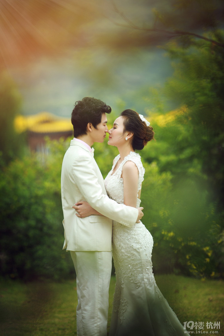 都说我们的婚纱照是活的!!!求祝福!!!