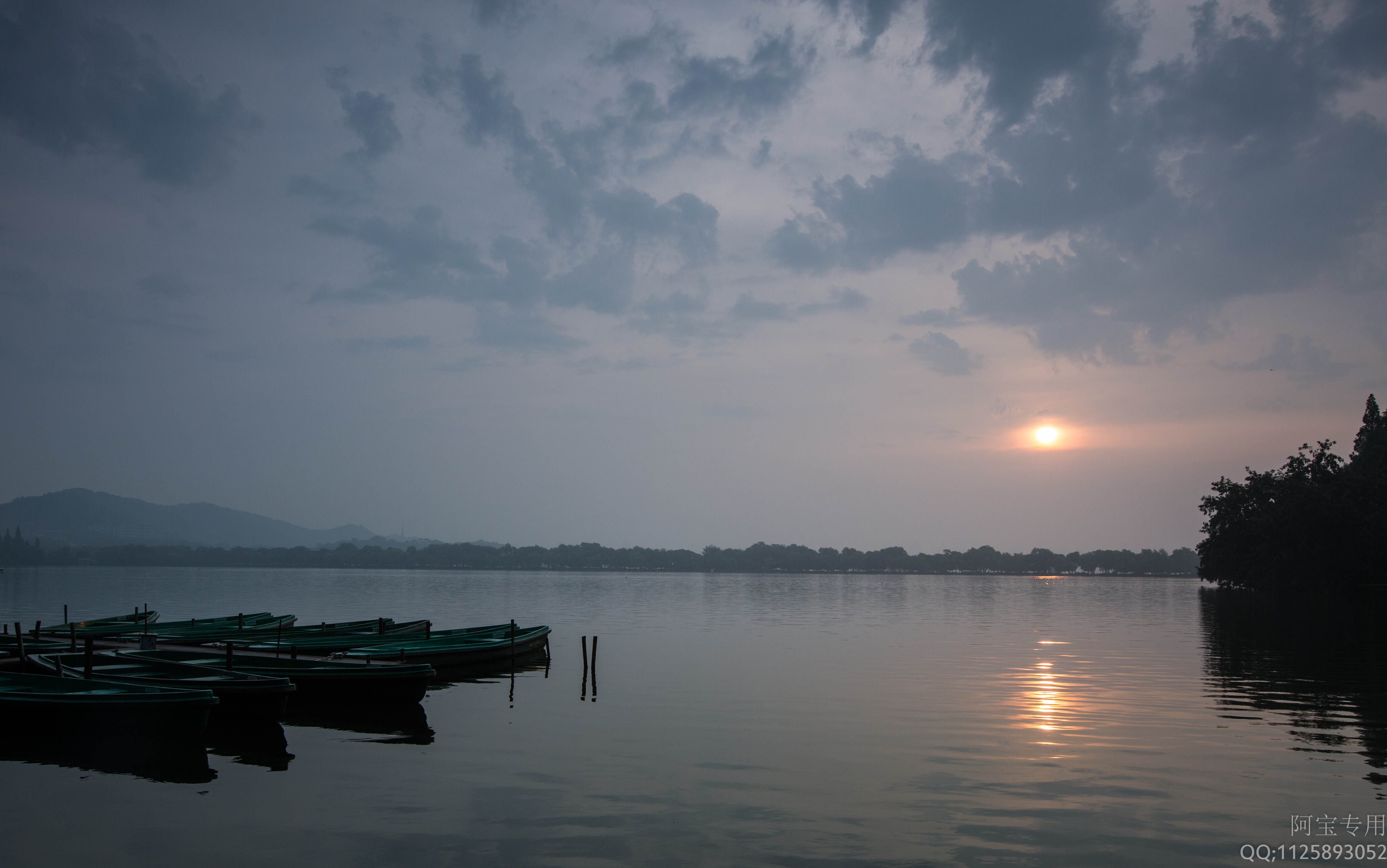 早晨的西湖