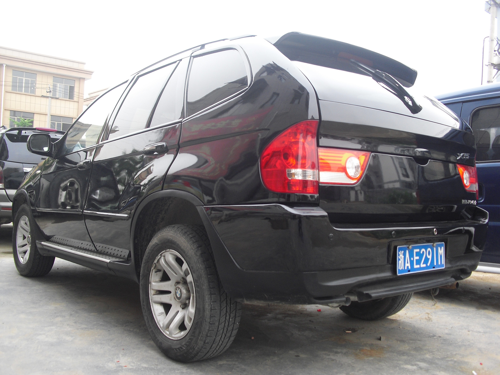 宝马x5双环高仿版样子大气价格实惠二万九千九