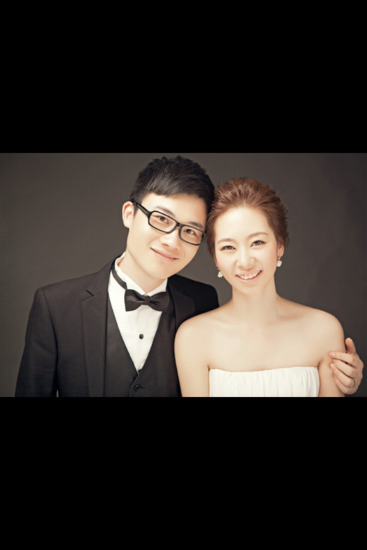 看了婚纱照,说我是韩国人