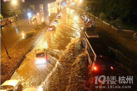 6月25日杭州天气预报:夏季多见的雷暴雨为什么