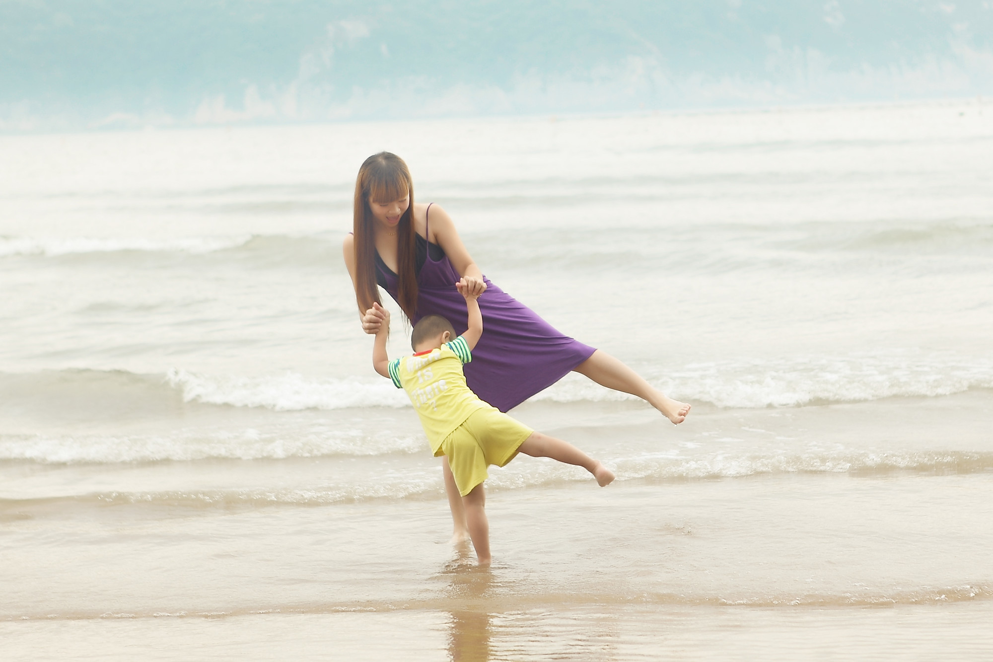 全裸宝宝再度来袭,不过,不过,论家已经是小小男子汗啦