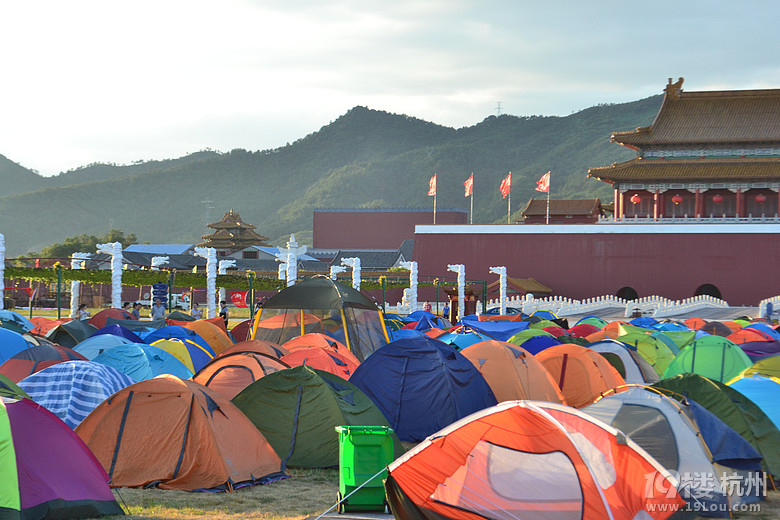 天下驴友汇聚横店影视城--七夕节狂欢夜